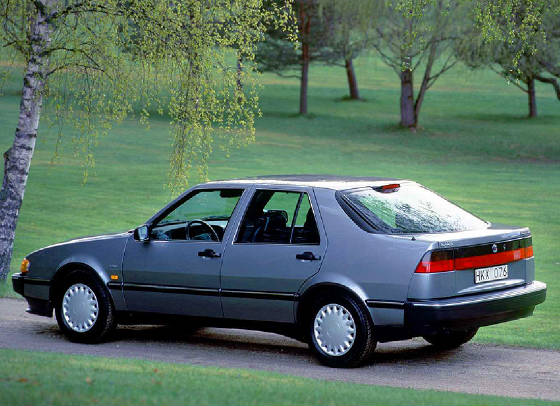 SAAB/saab9000sedan.jpg