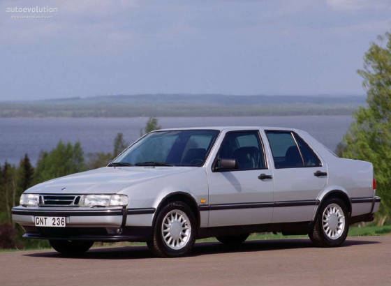 SAAB/saab9000sedan.jpg