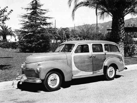 STUDEBAKER/1946studeskywchampSWprototype.jpeg