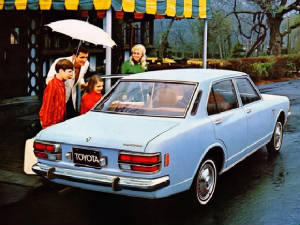 TOYOTA_CORONA/196970toycoronablurr.jpeg