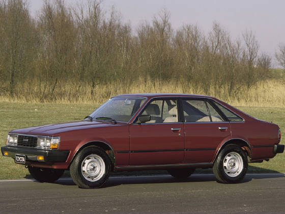 TOYOTA_CORONA/198182toycoronalftbk.jpeg