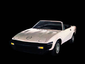 TRIUMPH_TR7/triumpthr7rdstrwte.jpg