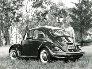 VOLKSWAGEN_BEETLE/1968vw1600dxrear.jpeg