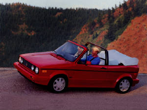 VOLKSWAGEN_CABRIOLET/1988vwcabriored2.jpeg