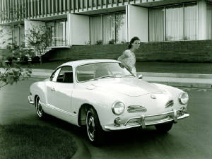 VOLKSWAGEN_KARMANN_GHIA/1967vwkgcoupebnw.jpeg