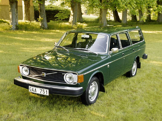 VOLVO/volvo145green.jpg