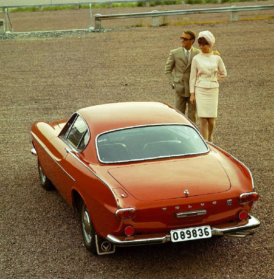 VOLVO/1972volvo1800esrear.jpg